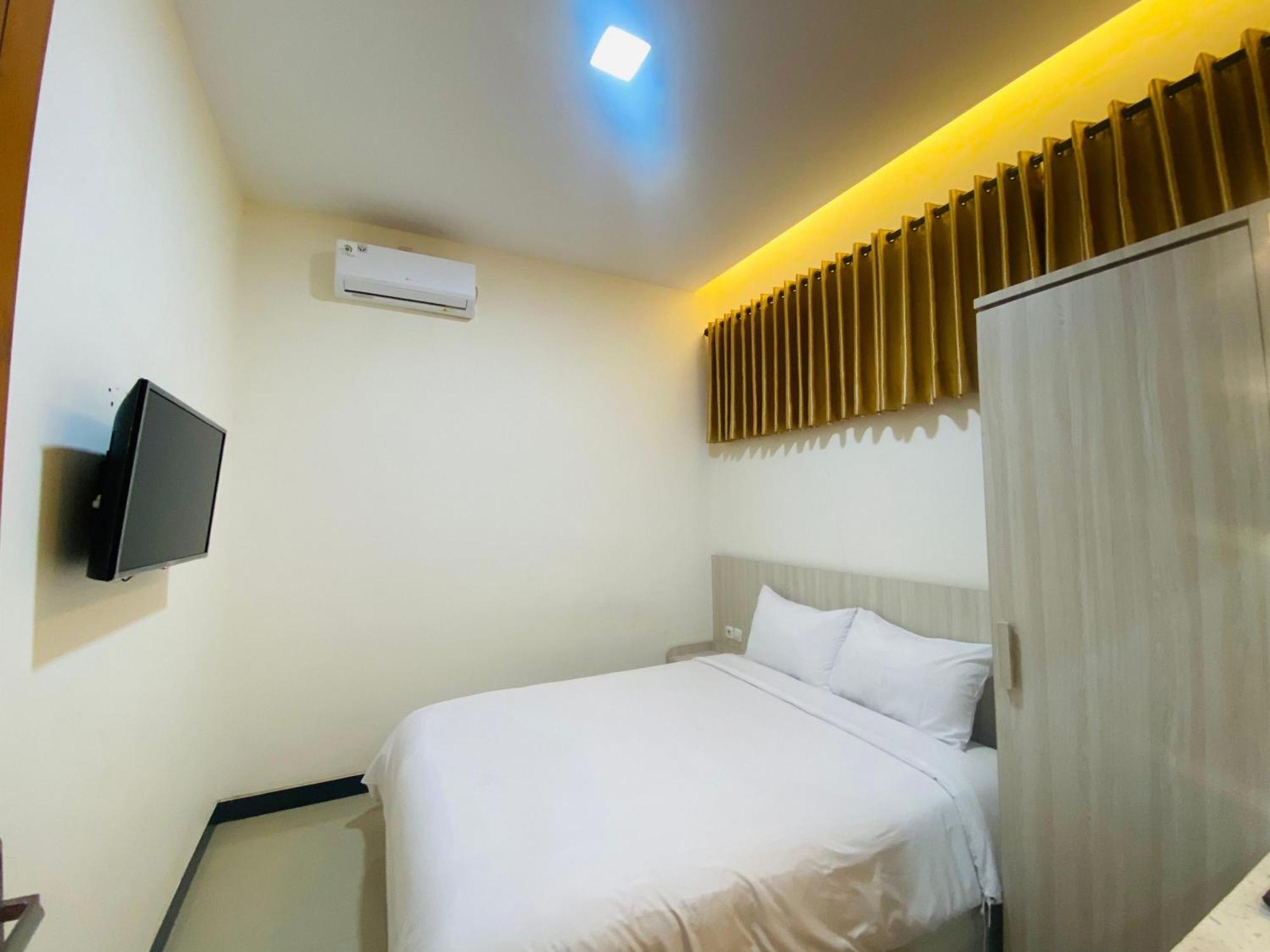 Kanggo Riko Family Homestay Mitra Reddoorz Banyuwangi  Extérieur photo